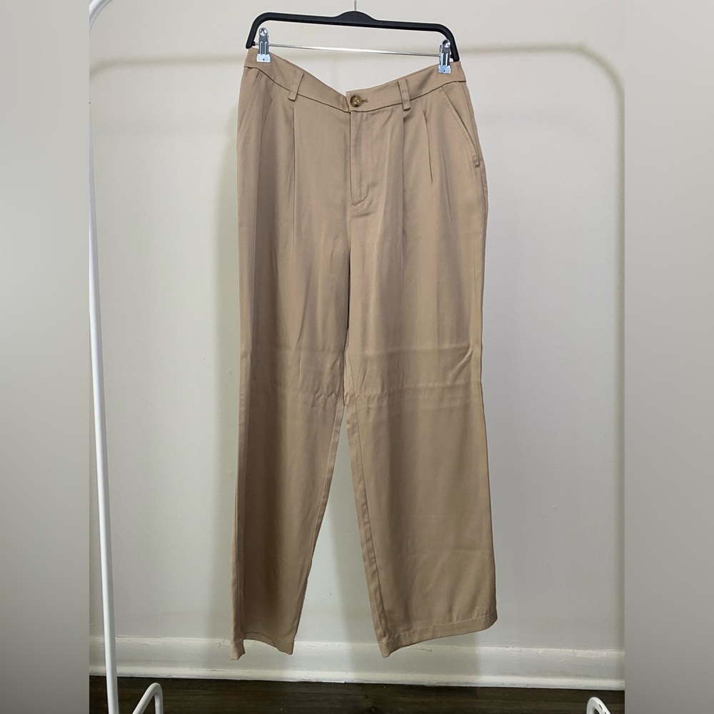 NWT Loft Women's Pleated Pants High Rise Size 10 Petite Beige